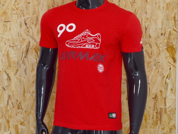 Футболка Nike красная с принтом