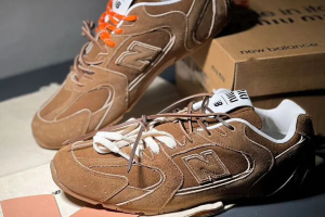 Miu Miu x New Balance 530 'Brown'