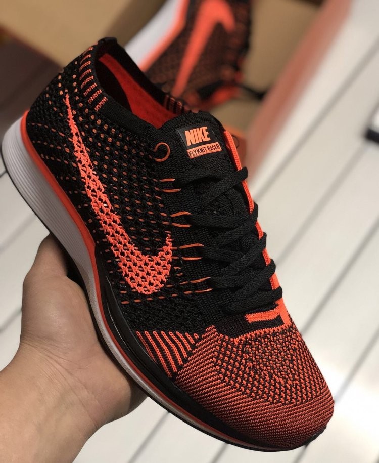 Кроссовки Nike Flyknit Racer Orange