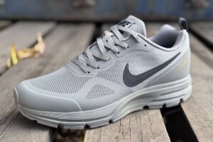 Nike Air Relentless 26 Gore-tex