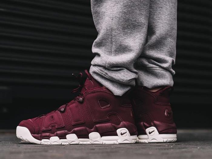 Кроссовки NIKE AIR MORE UPTEMPO dt