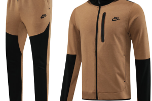 Спортивный костюм Nike brown