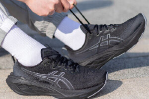 Asics Novablast 4